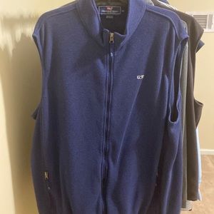 Vineyard vines vest